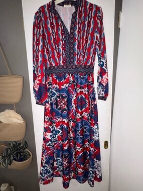 Womens bold midi flowy dress small
Red, Blue & White#USA#Americana#flattering